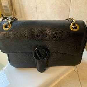 Mario Valentino shoulder bsg